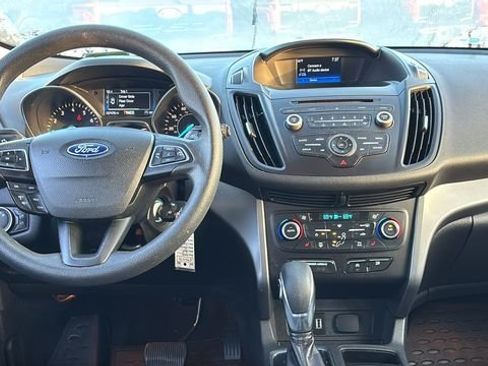 Used 2018 Ford Escape SE FWD image 7