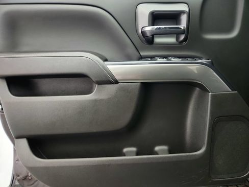 Used 2018 Chevrolet Silverado 1500 LT w/ LT Eassist Package AWD/4WD image 21