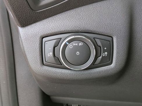 Used 2016 Ford Transit Connect XL image 15