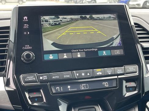 Used 2023 Honda Odyssey Touring image 18