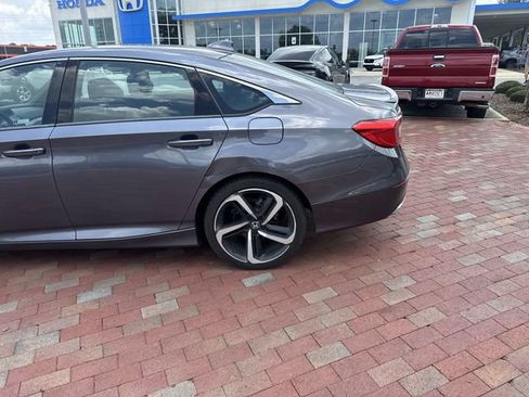 Used 2019 Honda Accord Sport image 6