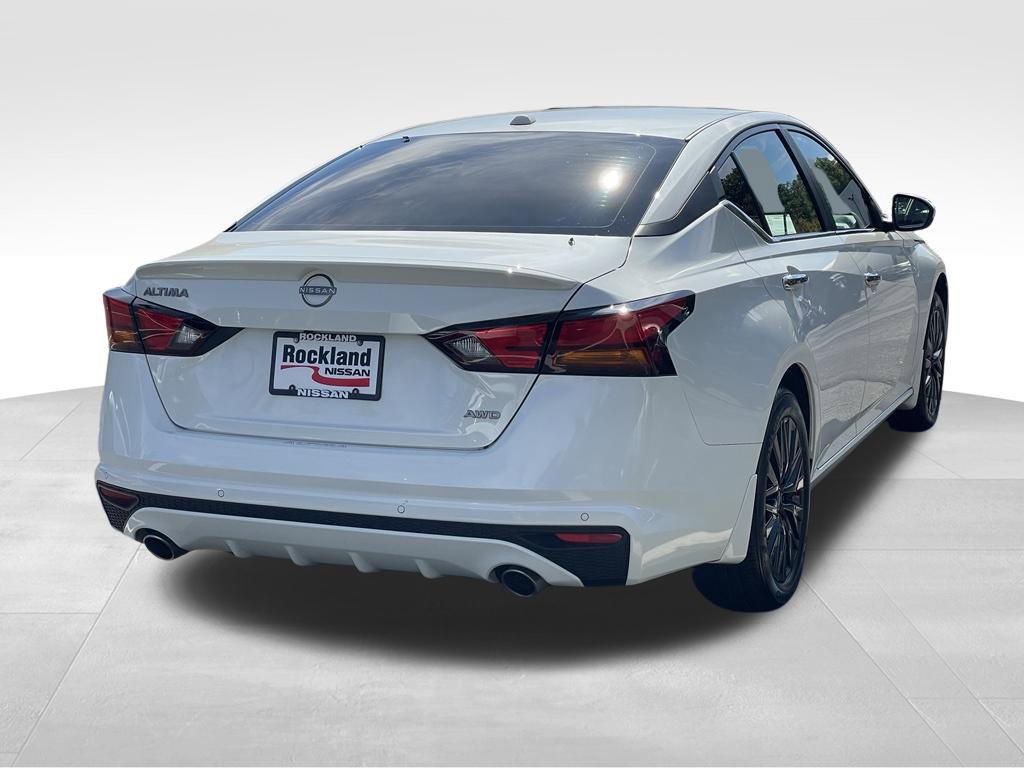 Certified 2025 Nissan Altima 2.5 SV w/ SV Special Edition Package AWD/4WD image 4