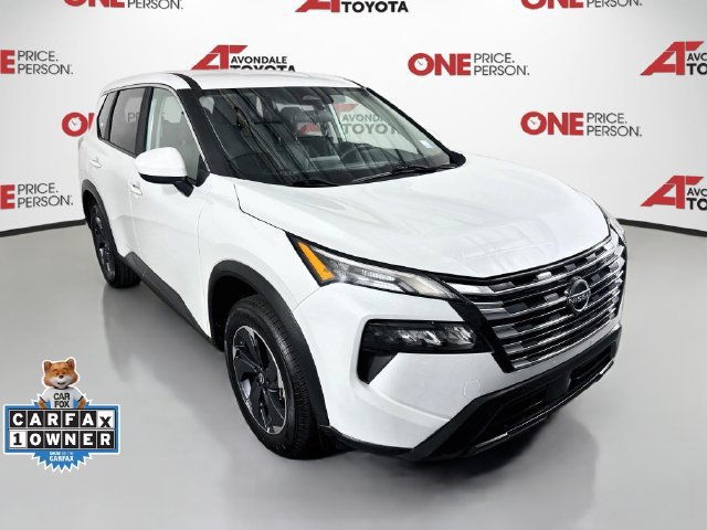 Used 2024 Nissan Rogue SV FWD image 1
