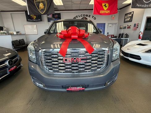 Used 2018 GMC Yukon XL Denali AWD/4WD image 5