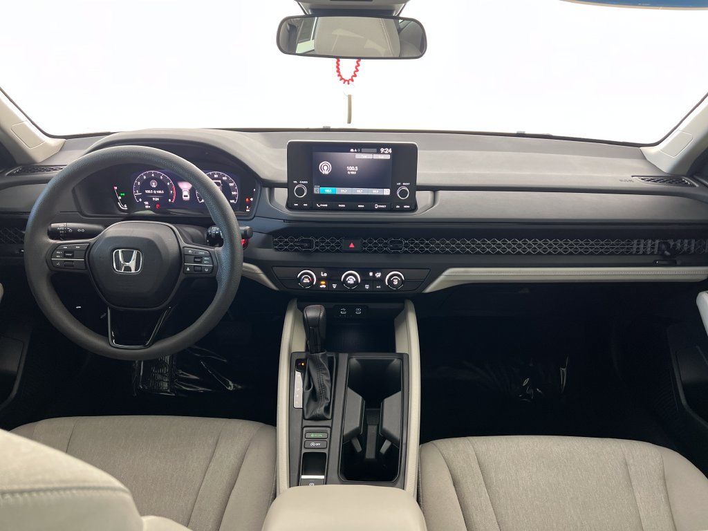 Used 2023 Honda Accord LX image 15