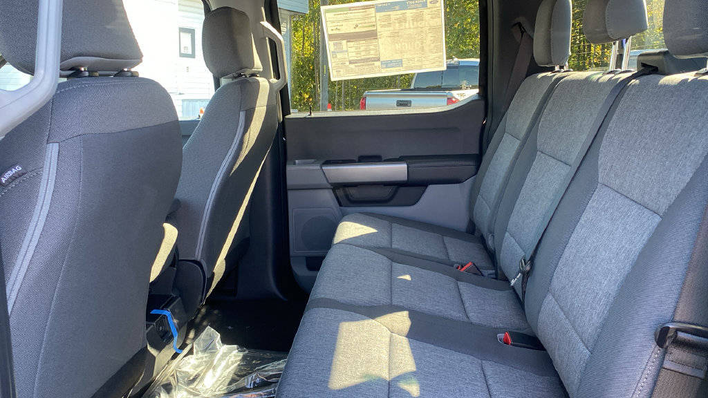 New 2027 Ford F250 XL w/ STX Appearance Package AWD/4WD image 15