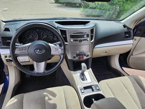 Used 2011 Subaru Legacy 2.5i Premium w/ All-Weather Pkg AWD/4WD image 13