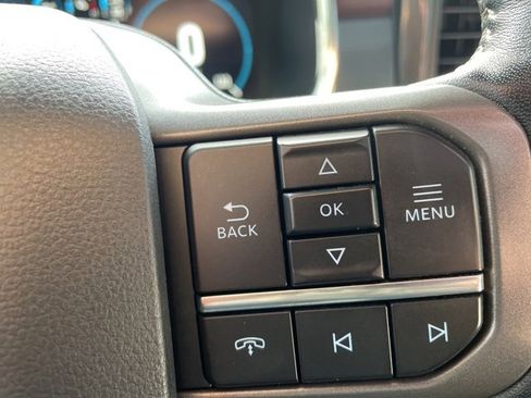 Used 2022 Ford F150 Lariat w/ Equipment Group 502A High image 23