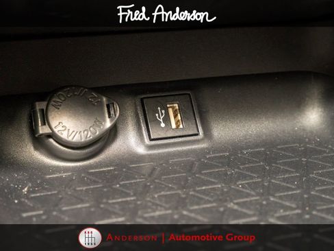 Used 2025 Toyota RAV4 LE AWD/4WD image 13