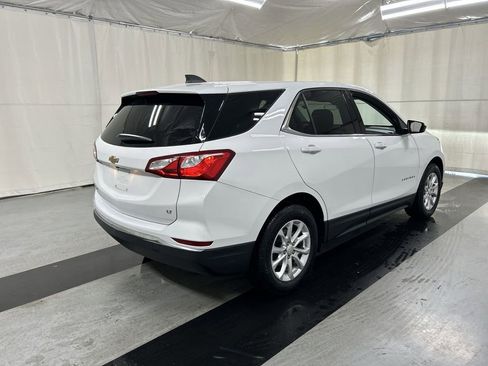 Used 2020 Chevrolet Equinox LT FWD image 2