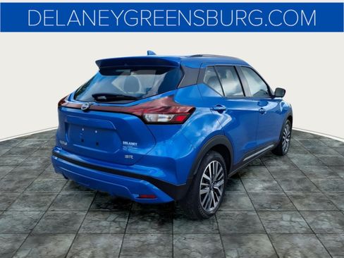 Used 2024 Nissan Kicks SR FWD image 3