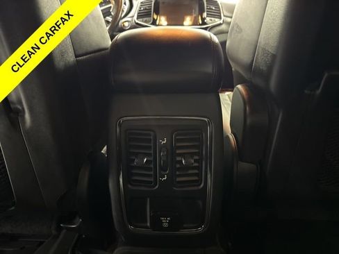 Used 2020 Jeep Grand Cherokee Altitude AWD/4WD image 28
