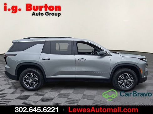 Certified 2025 Chevrolet Traverse LT AWD/4WD image 7