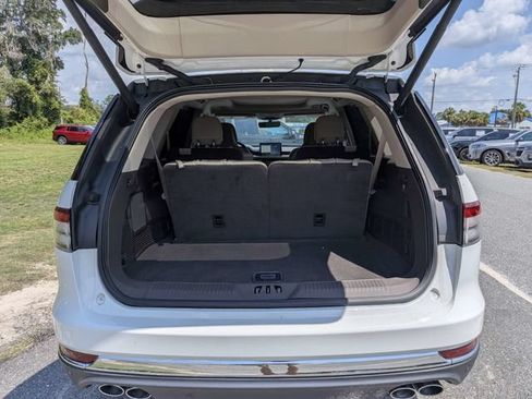 Used 2020 Lincoln Aviator Reserve w/ Equipment Group 201A RWD image 13