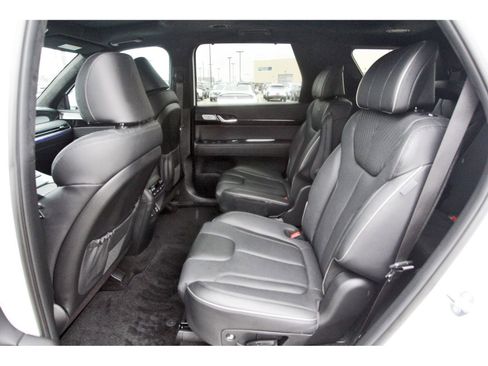 Used 2025 Hyundai Palisade Calligraphy image 11