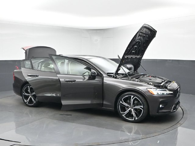 Used 2024 Volvo S60 B5 Plus w/ Climate Package AWD/4WD image 51