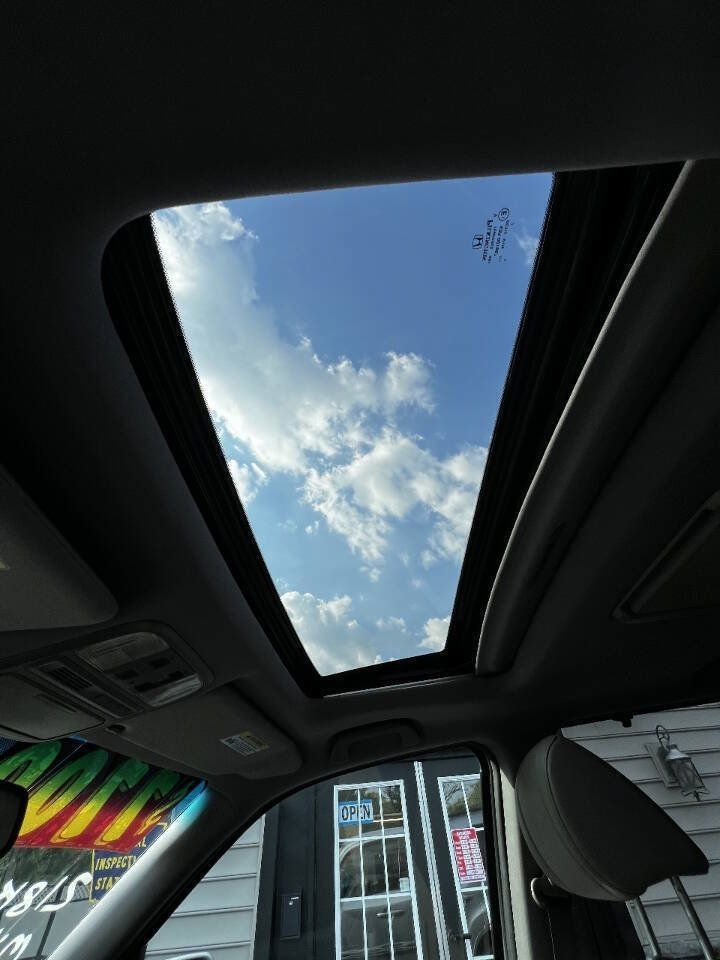 Used 2014 Honda Pilot Touring image 13