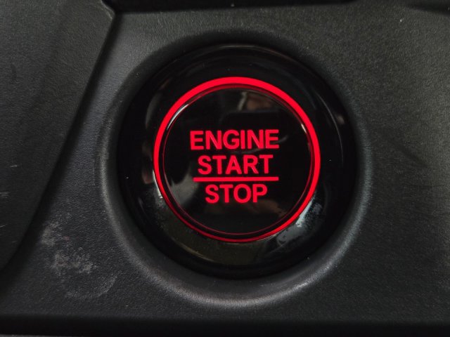 Used 2025 Honda Pilot Elite image 32