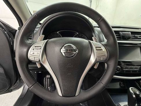 Used 2018 Nissan Altima 2.5 SR w/ SR Special Edition image 16