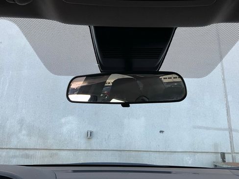 Used 2025 Nissan Altima 2.5 SV image 18