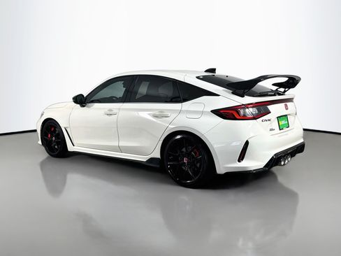 Used 2024 Honda Civic Type R image 7