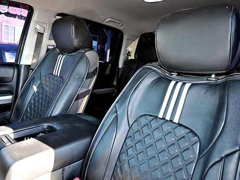 Used 2017 Toyota Tundra SR5 image 14