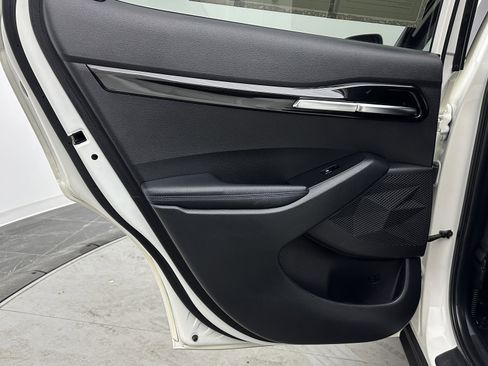 Used 2021 Kia Seltos S image 27