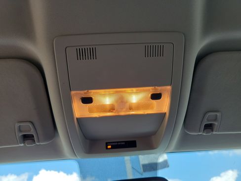 Used 2013 Chevrolet Suburban LS AWD/4WD image 14