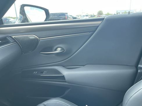 Used 2022 Lexus ES 350 F Sport w/ Accessory Package 2 FWD image 30