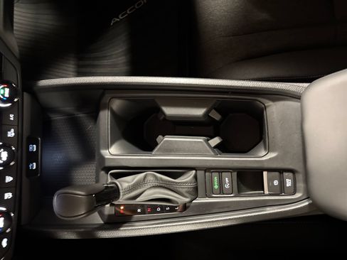 Certified 2025 Honda Accord SE image 22