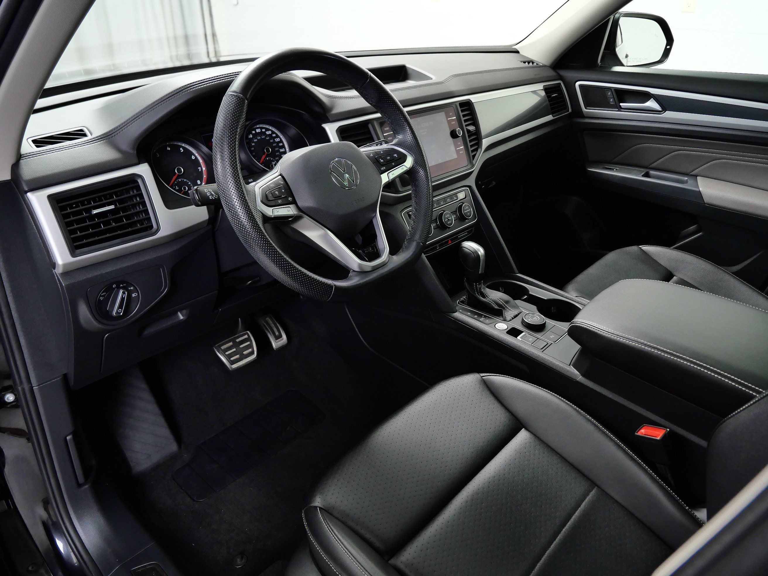 Used 2021 Volkswagen Atlas SE AWD/4WD image 14