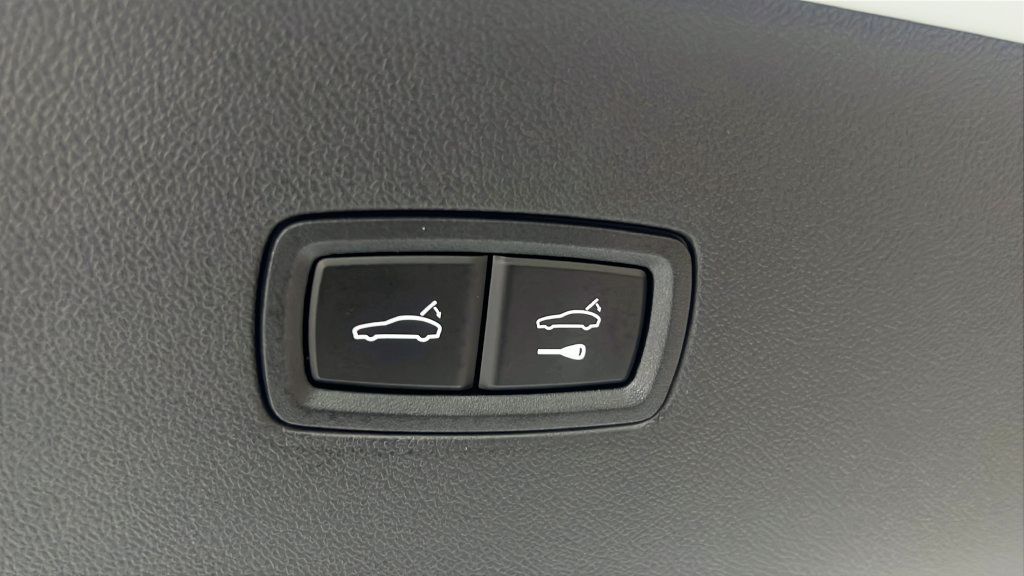 Certified 2026 Porsche Cayenne S AWD/4WD image 19