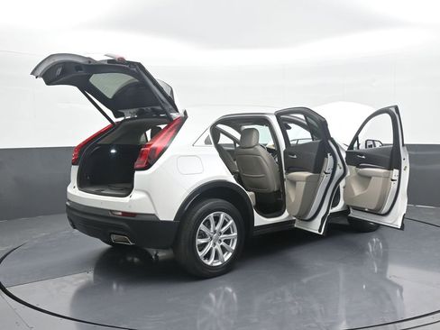 Used 2023 Cadillac XT4 Luxury image 6