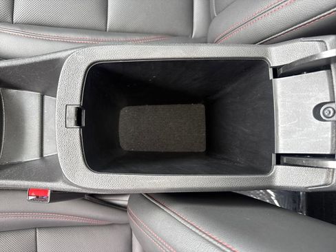 Used 2024 Chevrolet Trax RS w/ Sunroof Package image 26