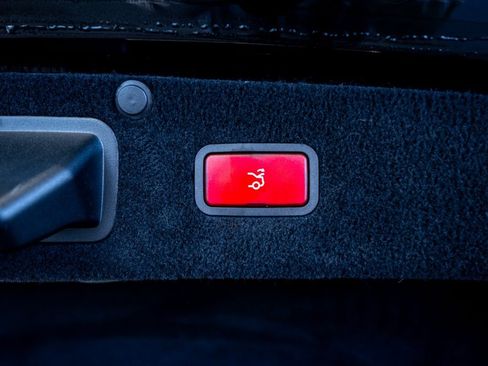 Used 2015 Mercedes-Benz S 550 Sedan image 53