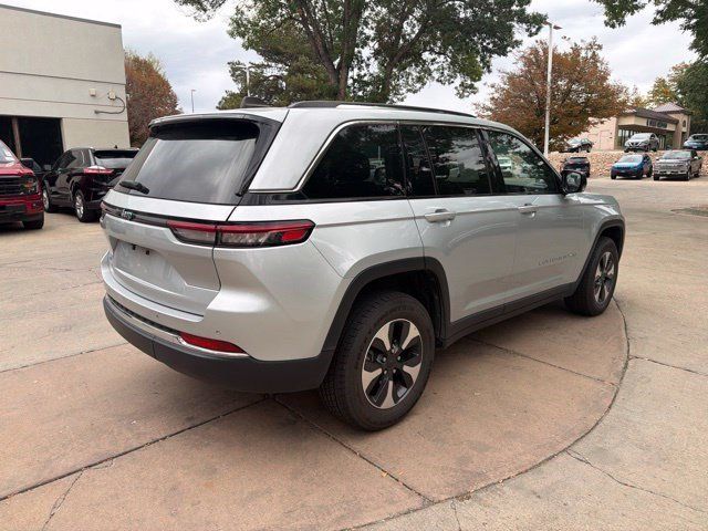 Used 2024 Jeep Grand Cherokee Limited 4xe AWD/4WD image 6
