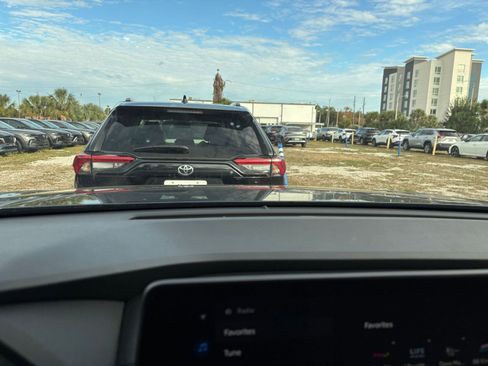 Used 2025 Toyota Grand Highlander XLE image 14