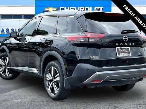 Used 2022 Nissan Rogue SL w/ SL Premium Package FWD image 4