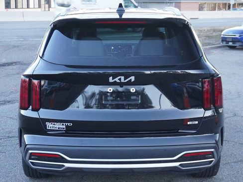 Used 2023 Kia Sorento SX Prestige image 16