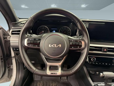 Used 2023 Kia K5 GT-Line w/ GT-Line Premium Package FWD image 9