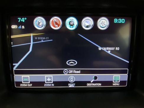 Used 2018 Chevrolet Tahoe Premier AWD/4WD image 18