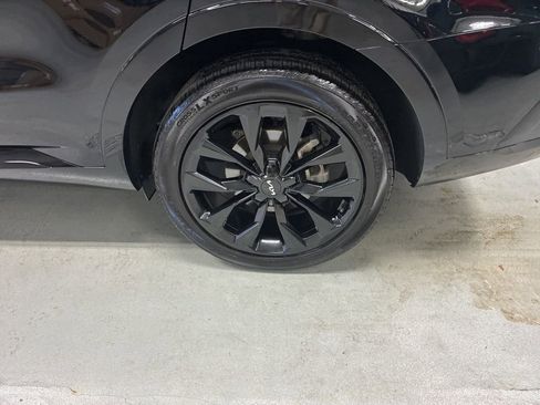 Used 2023 Kia Sorento SX image 33