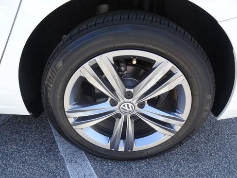 Used 2019 Volkswagen Jetta R-Line FWD image 36