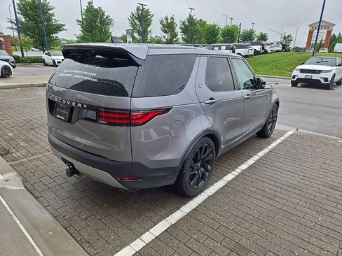 Used 2025 Land Rover Discovery S AWD/4WD image 5