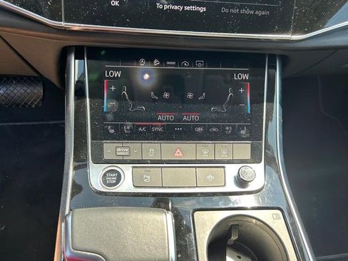 Used 2023 Audi Q8 Premium Plus w/ Premium Plus Package image 16