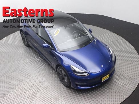 Used 2023 Tesla Model 3 Standard Range RWD image 3