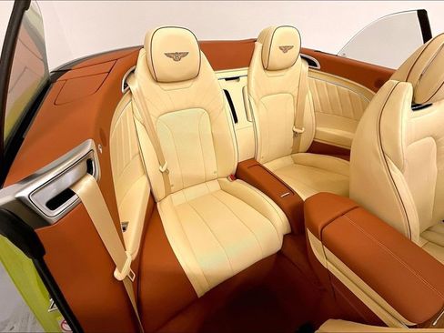 Used 2024 Bentley Continental GT AWD/4WD image 28