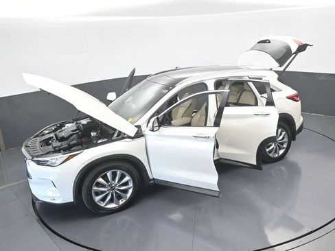 Used 2021 INFINITI QX50 Essential w/ Convenience Package image 71