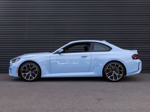 Used 2024 BMW M2 w/ Lighting Package image 2