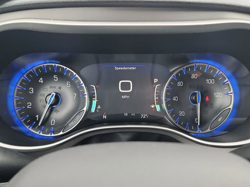 New 2027 Chrysler Pacifica Limited FWD image 20